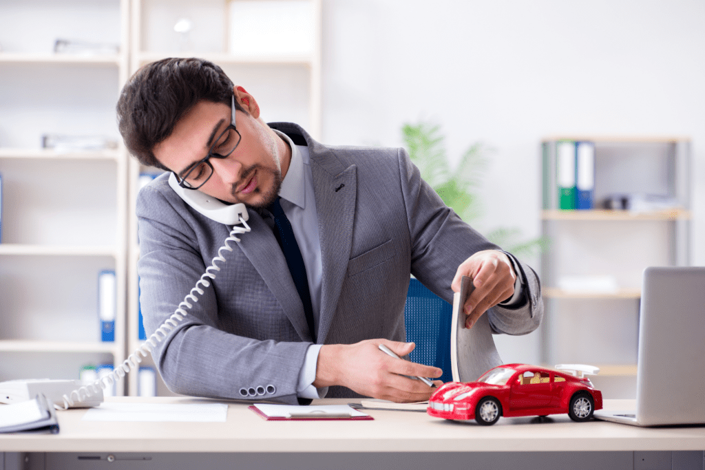 Mandataire d'intermédiaire en assurances au téléphone